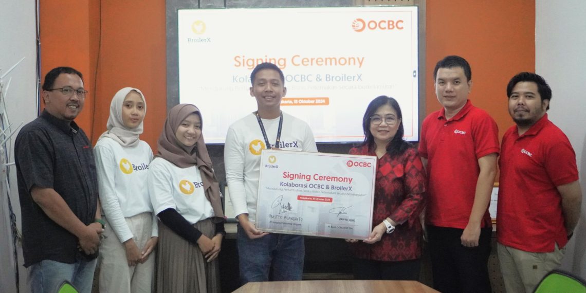 Gandeng BroilerX, OCBC Kucuri Pembiayaan ke Peternak Ayam Brolier Melalui KTA Cashbiz