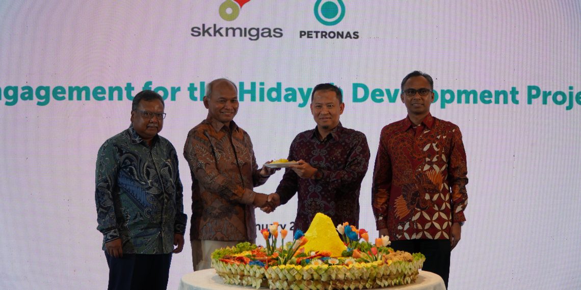 PETRONAS Raih Persetujuan Keputusan Investasi Akhir untuk Proyek Pengembangan Lapangan Hidayah