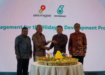 PETRONAS Raih Persetujuan Keputusan Investasi Akhir untuk Proyek Pengembangan Lapangan Hidayah