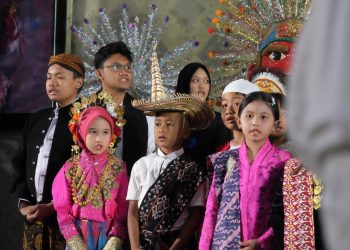 FIFGROUP Dukung Pendidikan, 448 Anak Karyawan se-Indonesia Terima Beasiswa Prestasi