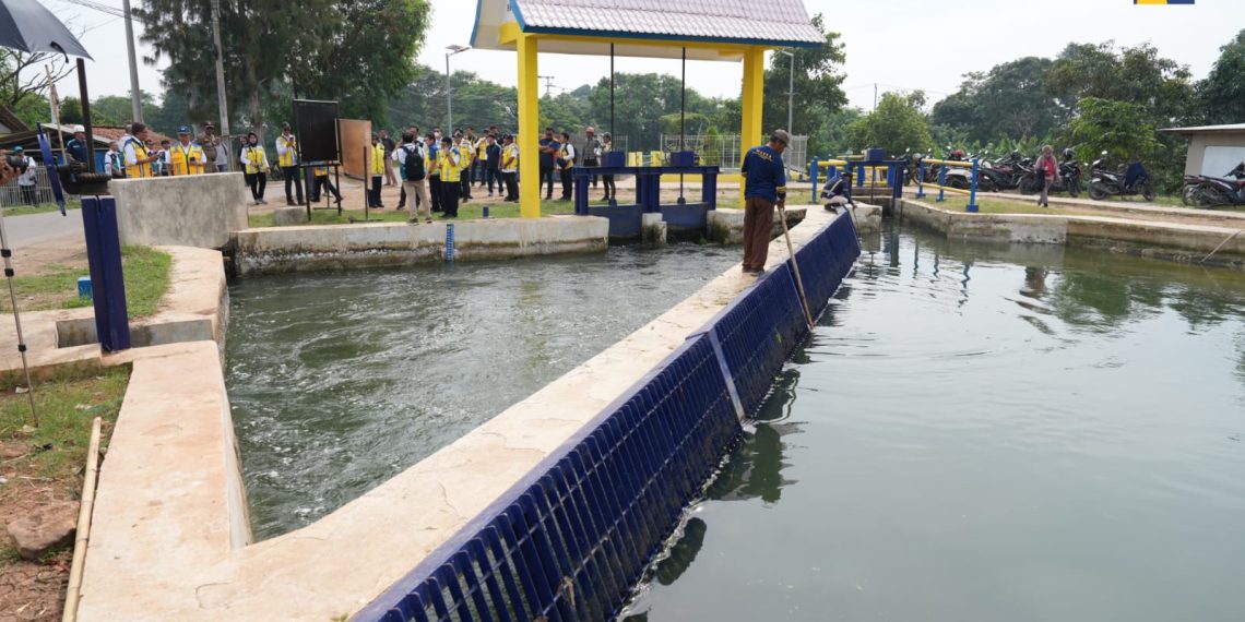 Dukung Peningkatan Produksi Beras, Menteri Dody Tinjau Rehabilitasi Saluran Induk Tarum Utama D.I Jatiluhur