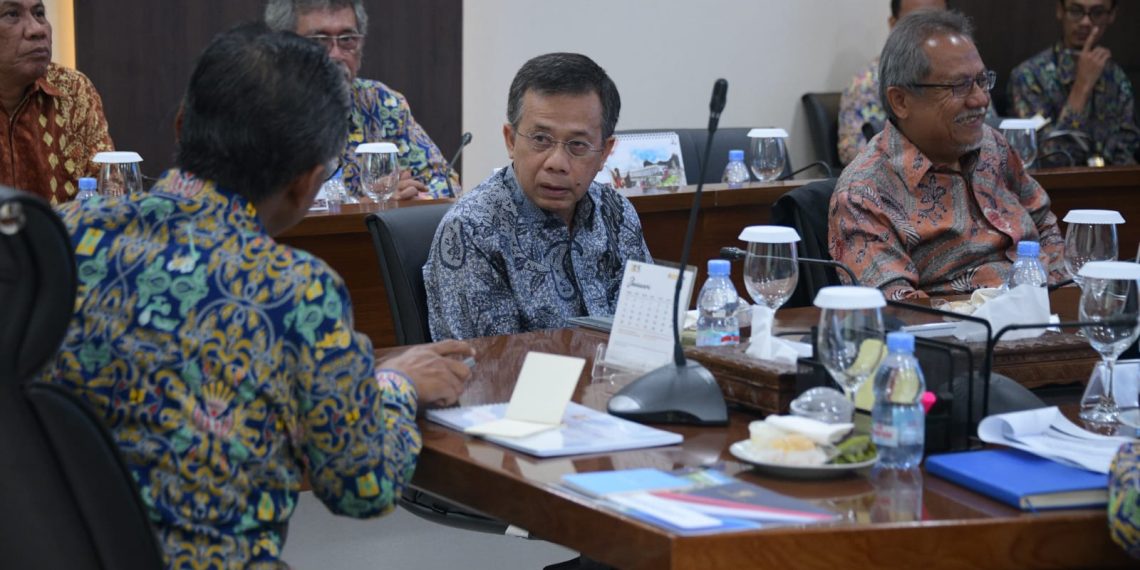 Sambut Kunjungan IWAPI, Wamen Diana Dorong Peran Perempuan di Bidang Konstruksi