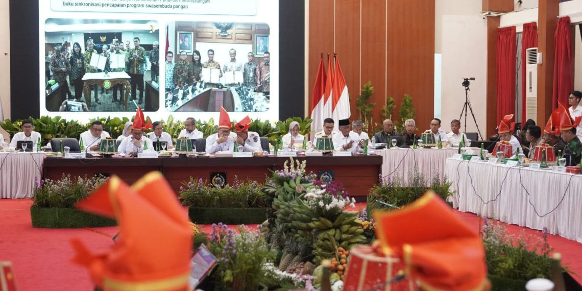 Hadiri Rakor Ketahanan Pangan di Makassar, Menteri Dody: Penambahan Luas Tanam di Sulsel 213.521 Hektare