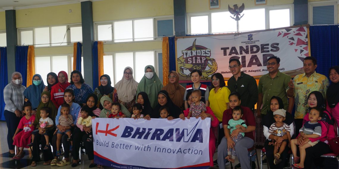PT Bhirawa Steel Hadir dengan Program Bingkisan Bergizi Balita Stunting di Desa Tandes Surabaya