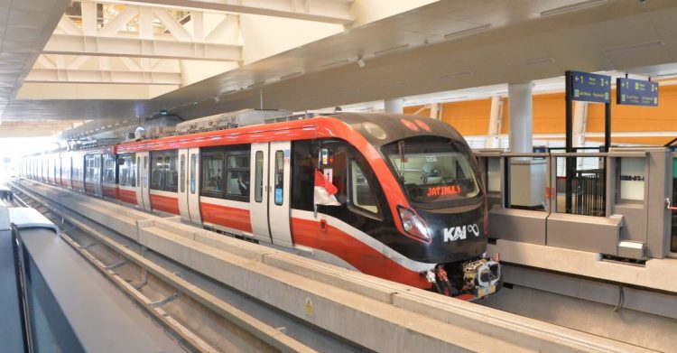Jaga Keandalan Operasional, LRT Jabodebek Lakukan Perawatan Jalur Secara Rutin