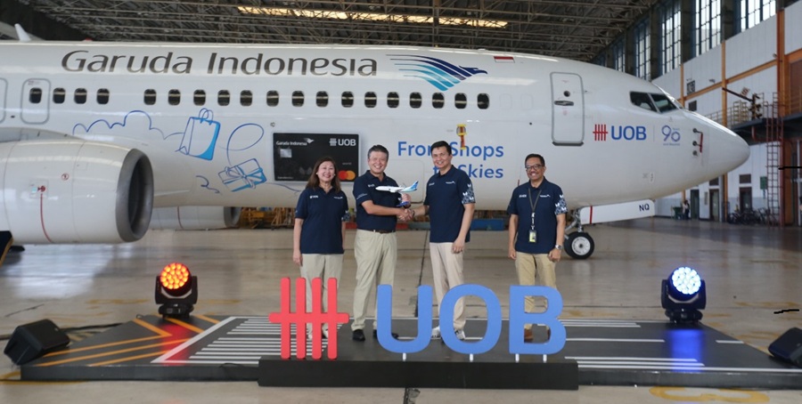 Perkuat Bisnis, Garuda Indonesia Pasang UOB Card di Pesawat Garuda