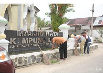 Sobat Aksi Ramadan Hutama Karya Hadir di Sekitar Tol Padang Sicincin
