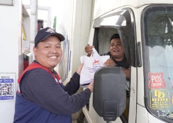 Hari Hak Konsumen Internasional, Hutama Karya Bagikan Berkah Ramadhan