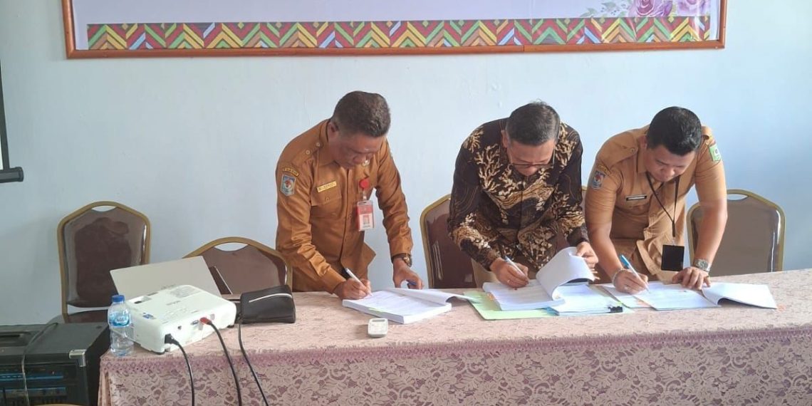 Hutama Karya Teken Kontrak Pembangunan Dua RSUD