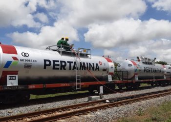 KAI Logistik Bidik Angkutan BBM dan BBK Tahun Ini 3,6 Juta Kiloliter