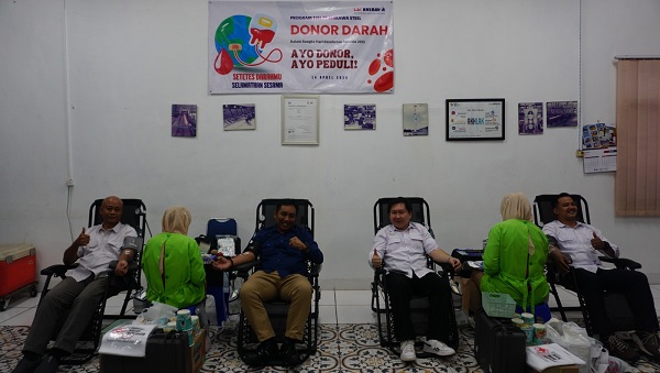 Puluhan Karyawan Bhirawa Steel Antusias Donor Darah, Ciptakan Gerakan Cepat Tanggap Kemanusiaan