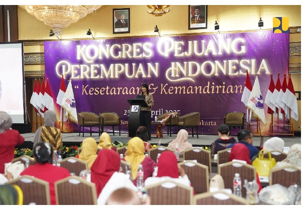 Hadiri Kongres Pejuang Perempuan Indonesia, Wamen PU Dorong Peran Aktif Perempuan dalam Pembangunan Infrastruktur