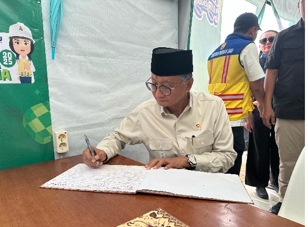 Tinjau Posko Mudik di Banten, Menteri Dody Pastikan Kesiapan Fasilitas untuk Layani Pemudik