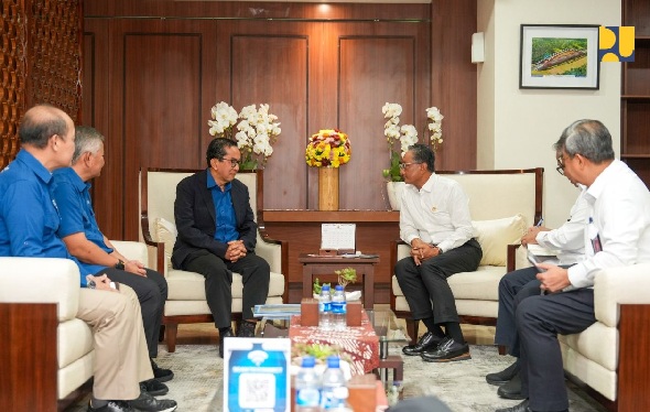 Menteri Dody Terima Kunjungan Badan Bank Tanah, Jajaki Peluang Kerja Sama Pemanfaatan Lahan Infrastruktur