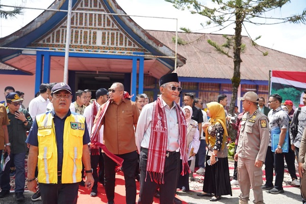 Tinjau Sekolah Rakyat di Solok, Menteri Dody Permudah Akses Pendidikan Bagi Warga Miskin di Dataran Tinggi
