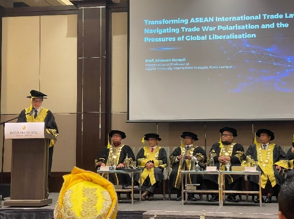 Pengukuhan Prof. Dr. Ariawan Gunadi Sebagai Profesor di Bidang Hukum Internasional Asean University International – Malaysia