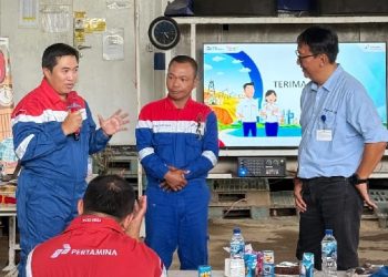 Komisaris Utama dan Direktur Operasi Pertamina Drilling Ingatkan Pentingnya Keselamatan Kerja Saat MWT ke Rig PDSI#43.3