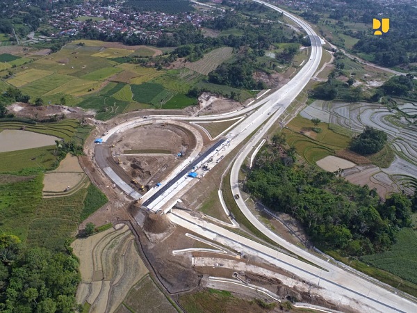 Kementerian PU Segera Rampungkan Seksi 4 Tol Kuala Tanjung–Tebing Tinggi – Parapat