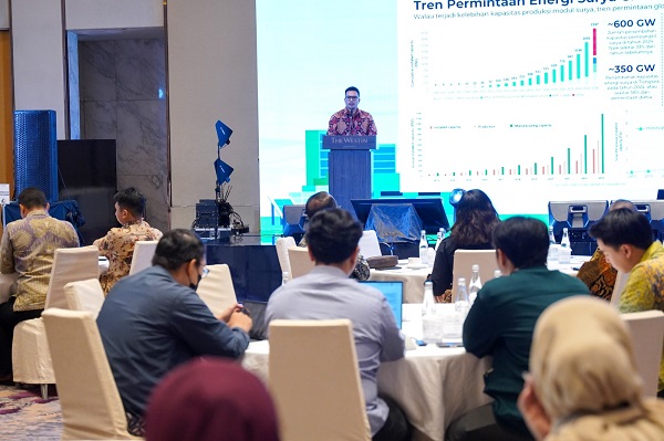 Saatnya Indonesia Serius Bangun Industri Surya Terpadu