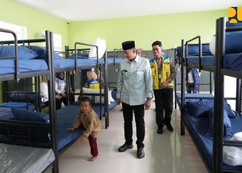 Dari Surat untuk Presiden hingga Kisah Bahagia Siswa: Potret Kunjungan Menteri PU di Sekolah Rakyat Terintegrasi 1 Cirebon