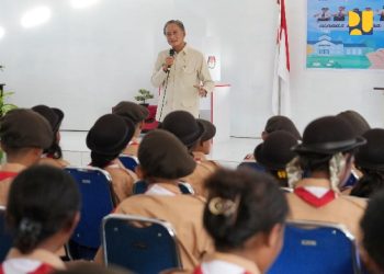 SRMP 19 Kupang, Menteri Dody Harap Fasilitas Bagus Memotivasi untuk Belajar Lebih Baik