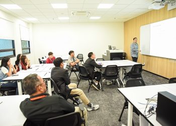 Sejarah Baru Pendidikan Global Dimulai: DLI Sambut Mahasiswa Pertama di Bandung