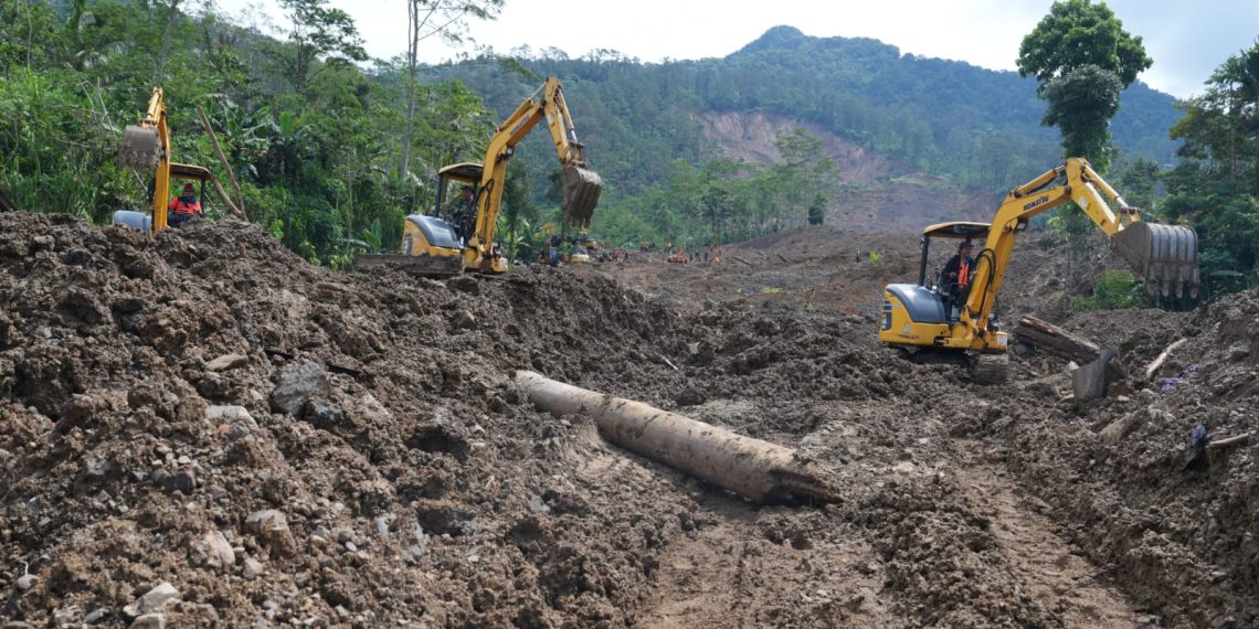 Penanganan Tanah Longsor Banjarnegara, Kementerian PU Perbaiki Jalur Logistik dan Salurkan 15 Toilet Portable dan 16 Hidran