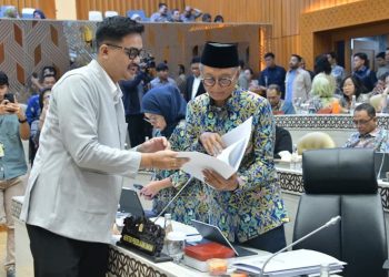 Kementerian PU Tegaskan Komitmen Penguatan Tata Kelola Infrastruktur pada Rapat Kerja Bersama Komisi V DPR
