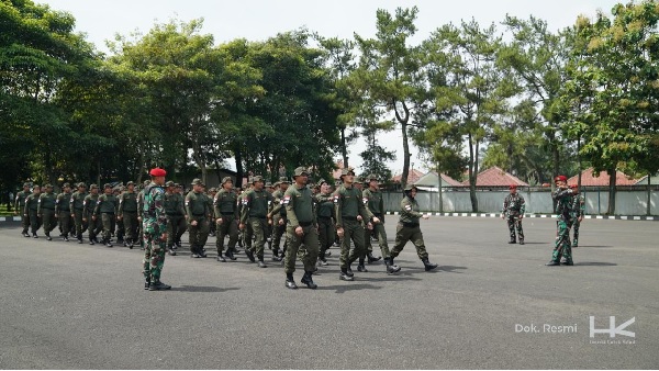 Hutama Karya Perkuat Karakter Kepemimpinan dan Bela Negara melalui Pelatihan Bersama Kopassus