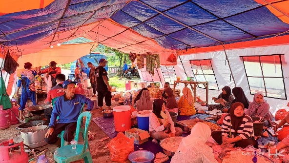 Hutama Karya Grup Salurkan Bantuan Tanggap Bencana untuk Korban Banjir dan Longsor di Sukabumi