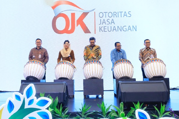 OJK Perkuat Ekosistem Keuangan Syariah