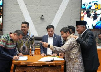 Rapat Kerja dengan Komisi V DPR RI, Kementerian PU Lakukan Evaluasi APBN 2025 dan Rencana Program 2026