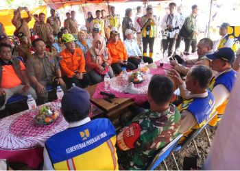 Menteri Dody Tinjau Longsor di Majenang, Dukungan Tanggap Darurat dan Mitigasi Bencana
