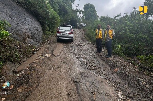 Kementerian PU Terjunkan Tim Tangani Kerusakan Jalan di Ruas Pamegatan – Singajaya