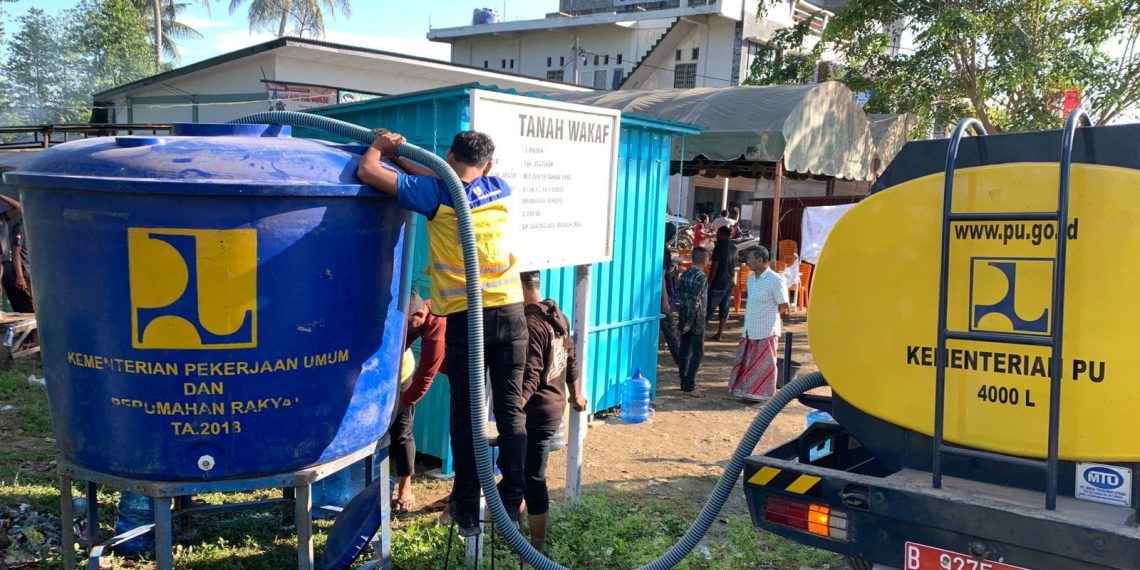 Penanganan Banjir dan Longsor di Aceh, Sumbar, dan Sumut: Kementerian PU Kerahkan 100 Lebih Alat Berat dan Ratusan Personel Tanggap Darurat
