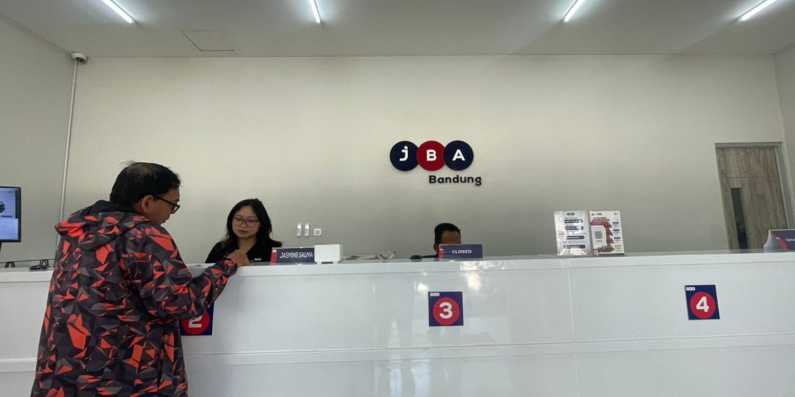 Perkuat Ekosistem Mobil Bekas, ASLC Resmikan JBA Cabang Bandung