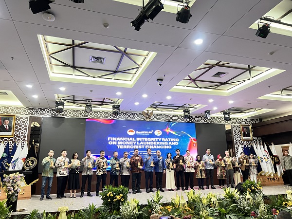 Ajaib Kripto Dinobatkan Platform Kripto Berintegritas Terbaik oleh PPATK
