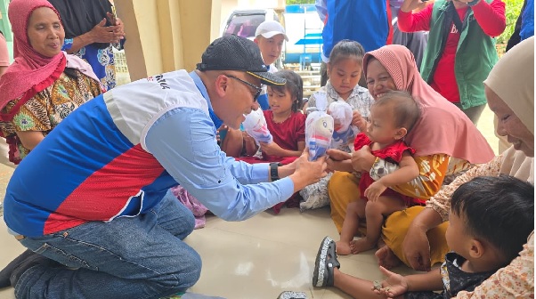 Dirut Pertamina Drilling Kunjungi Posko Banjir di Rig PDSI#19.1 dan Memberikan Bantuan Dapur Umum di Langkat