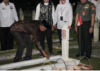 Peringati Hari Bakti PU ke-80, Kementerian PU Ziarah ke TMP Cikutra Bandung