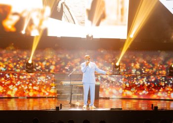 Konser Brian McKnight Raup Miliaran, IRSX Perluas Agenda Konser Hybrid dengan Westlife Februari di Surabaya