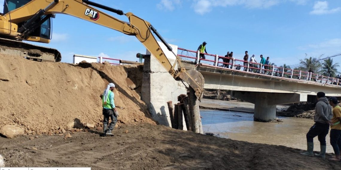 Pemulihan Jalan dan Jembatan di Sumatera Dikebut demi Kelancaran Logistik