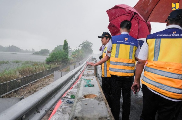 Respons Cepat Pascabanjir Tol Tangerang–Merak KM 50, Sungai Cidurian Masuk Agenda Jangka Panjang