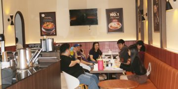2 Restoran Hadir di Plaza Convill