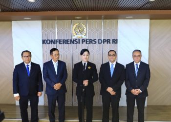 DPR Tetapkan Lima Calon Anggota Dewan Komisioner OJK