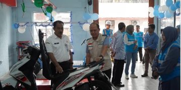 Kolaborasi CSR PLN UID Sumbar Bangun Bengkel Motor Listrik di SMK Negeri 1 Sumatera Barat