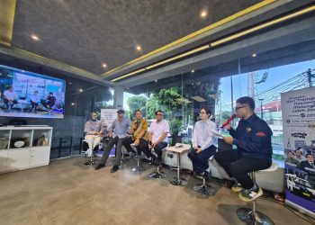 Transjakarta Perluas Layanan dan Tambah Bus Listrik di Hari Angkutan Umum Nasional