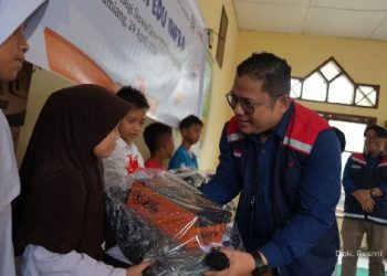 Bangkitkan Semangat Belajar Pasca Banjir, Hutama Karya Dukung Pemulihan Pendidikan di Aceh Tamiang