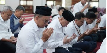 Menteri Dody Lepas 82 Calon Jemaah Haji Kementerian PU, Tekankan Nilai Keikhlasan dan Kebersamaan