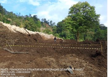 Material Longsor Dibersihkan, Akses Pameu–Geumpang Segera Difungsikan Kembali