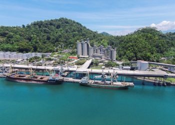 SIG Ekspor Perdana 11.275 MT Semen ke Reunion Island
